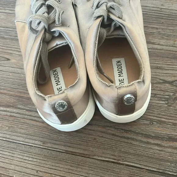 Steve Madden Women Size 8 - Picture 5 of 7